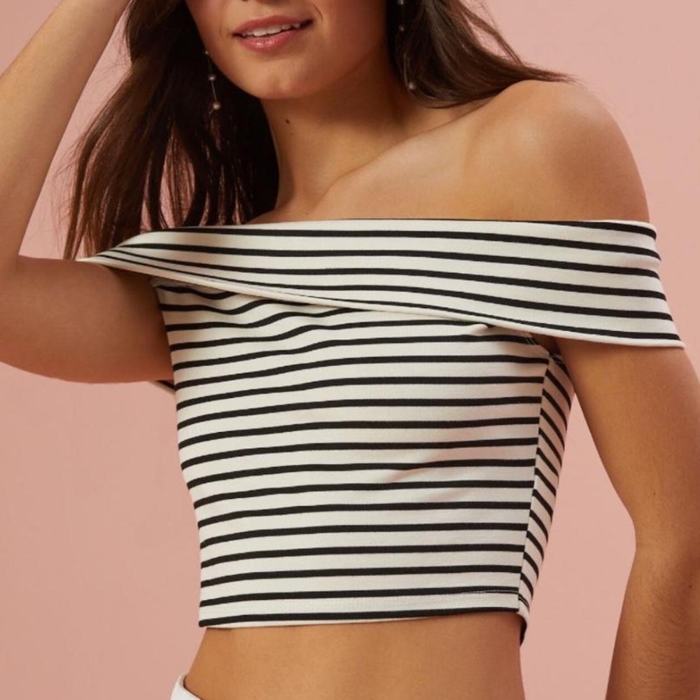 Altar'd State Black and White Off-Shoulder Crop Top